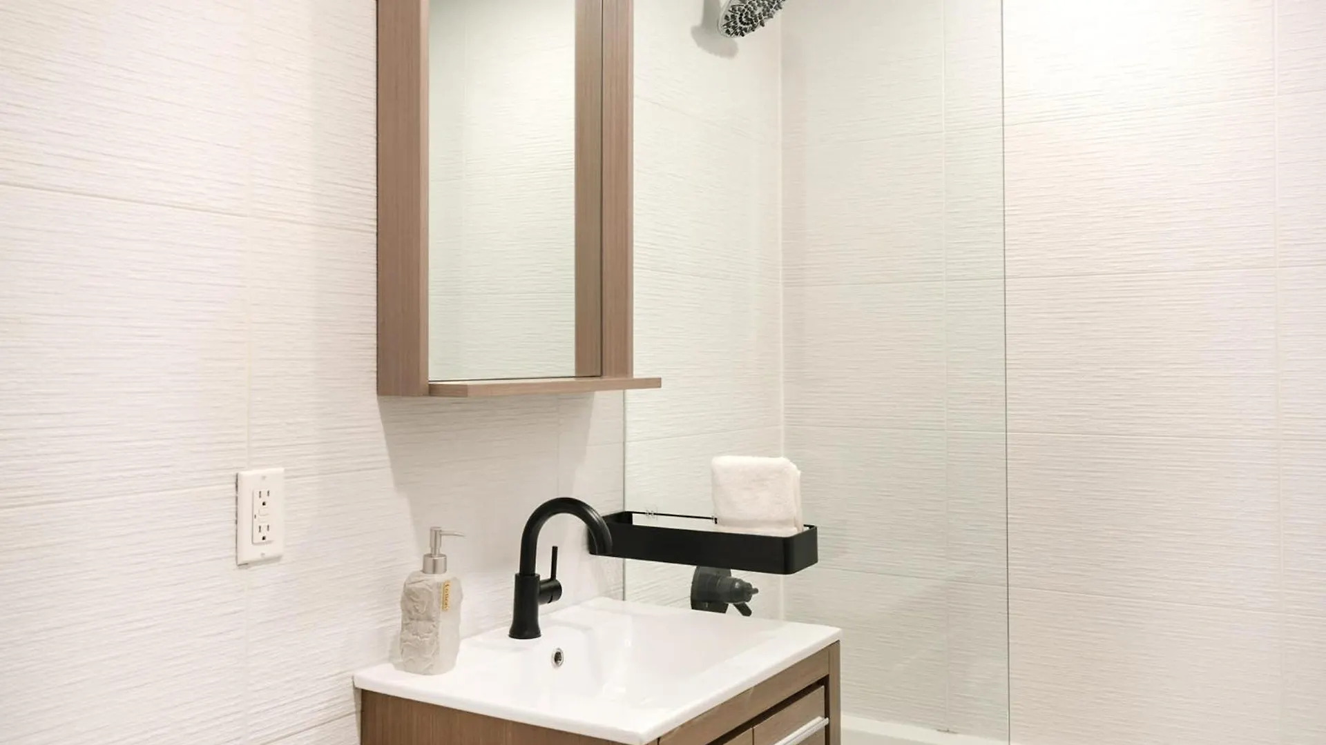 Ferienwohnung 13-3 I Brand New 4Br 3 Baths Duplex Private Roof Deck New York Apartment